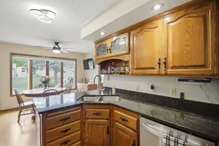 2000 9th St SW, Austin, MN 55912 - Photo 14