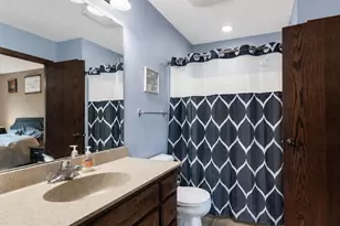 100 Olympic Ct, Mankato, MN 56001 - Photo 20