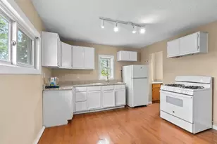 1097 Suburban Ave, Saint Paul, MN 55106 - Photo 24