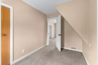 1097 Suburban Avenue, Saint Paul, MN 55106 - Photo 32