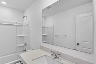 4226 Hayward Ave N, Oakdale, MN 55128 - Photo 20