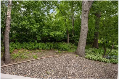 10250 Berkshire Road, Bloomington, MN 55437 - Photo 24