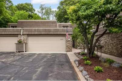 10250 Berkshire Road, Bloomington, MN 55437 - Photo 20