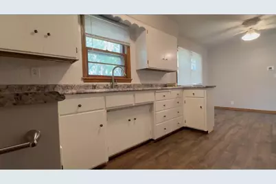 220 Terrace Drive SW, Willmar, MN 56201 - Photo 4