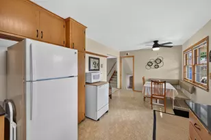 2220 Cardinal Pl, Saint Paul, MN 55119 - Photo 14