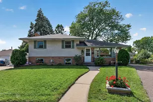 2220 Cardinal Pl, Saint Paul, MN 55119 - Photo 1