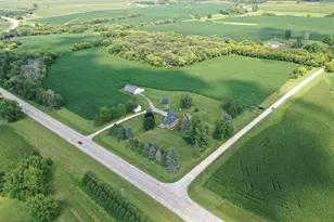 4900 42 Hwy NE, Eyota, MN 55934 - Photo 1