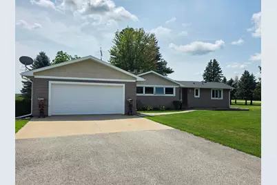 4900 42 Highway NE, Eyota, MN 55934 - Photo 6