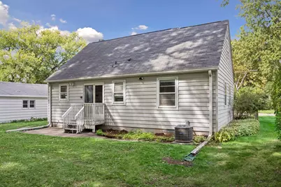 2922 Old Highway 8, Roseville, MN 55113 - Photo 32
