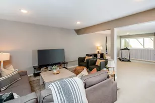 1147 Pine Hill Ln, White Bear Lake, MN 55127 - Photo 40
