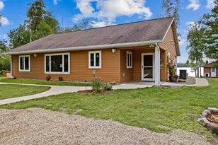 7856 Lake 14 Rd, Britt, MN 55710 - Photo 1