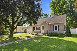 131 Elm Street E, Norwood Young America, MN 55368 - Photo 2