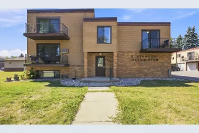 1225 7th Street S #7, Moorhead, MN 56560 - Photo 2