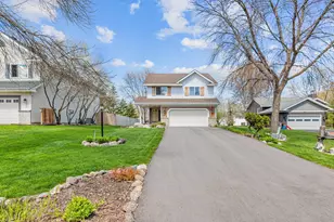 1400 Field Creek Cir, Victoria, MN 55386 - Photo 34