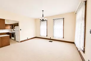 713 N Broadway St, Le Roy, MN 55951 - Photo 6
