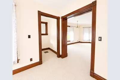713 N Broadway Street, Le Roy, MN 55951 - Photo 8