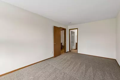 942 E Travelers Trail #58, Burnsville, MN 55337 - Photo 16