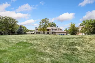 942 E Travelers Trail, Burnsville, MN 55337 - Photo 24