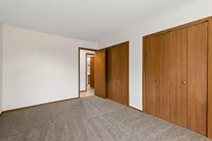 942 E Travelers Trail, Burnsville, MN 55337 - Photo 14
