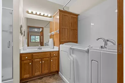 393 Allen Avenue, Little Canada, MN 55117 - Photo 14