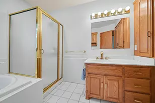 38267 Sisters Ln, Montgomery, MN 56069 - Photo 8