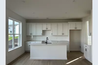 2315 Williams Street, Shakopee, MN 55379 - Photo 2