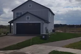 10599 Goodview Ave S, Cottage Grove, MN 55016 - Photo 2