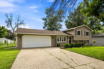 635 23rd Street NE, Owatonna, MN 55060 - Photo 36