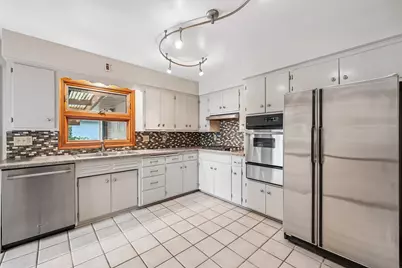 612 Russell Avenue S, Minneapolis, MN 55405 - Photo 2
