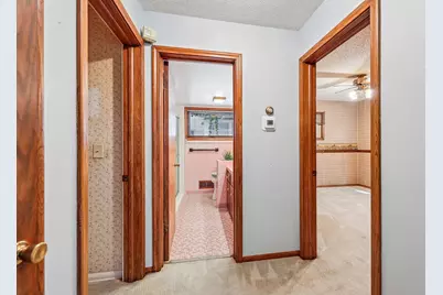 612 Russell Avenue S, Minneapolis, MN 55405 - Photo 16
