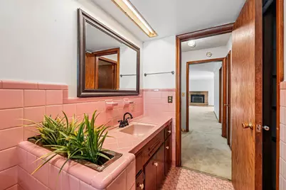612 Russell Avenue S, Minneapolis, MN 55405 - Photo 20