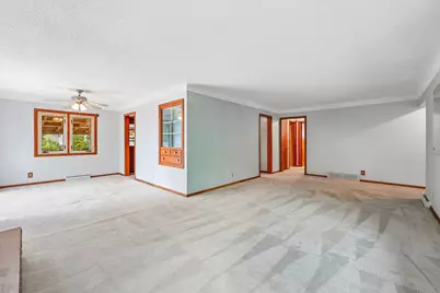 612 Russell Avenue S, Minneapolis, MN 55405 - Photo 10