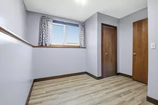 2004 25th St SW, Willmar, MN 56201 - Photo 16