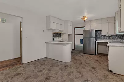 1308 10th Street SW, Willmar, MN 56201 - Photo 10