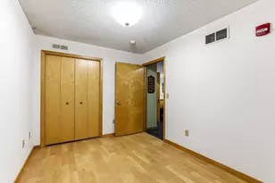 4845 W 123rd St, Savage, MN 55378 - Photo 14
