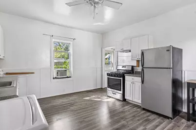 241 Banfil Street, Saint Paul, MN 55102 - Photo 2