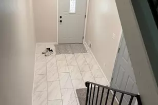 1642 River Bluff Ct, Eagan, MN 55121 - Photo 4
