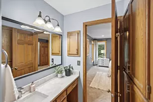 1000 April Pl, Burnsville, MN 55306 - Photo 8