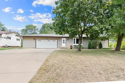3877 71st Street E, Inver Grove Heights, MN 55076 - Photo 2