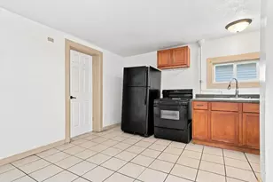 482 Lawson Ave W, Saint Paul, MN 55117 - Photo 10