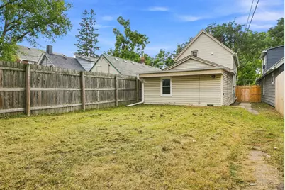 482 Lawson Avenue W, Saint Paul, MN 55117 - Photo 24