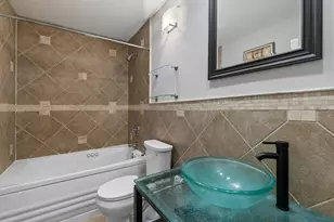 1662 Village Trail E, Maplewood, MN 55109 - Photo 12