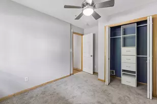 1662 Village Trail E, Maplewood, MN 55109 - Photo 8