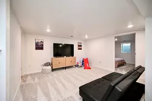 204 Michaels St, Cochrane, WI 54622 - Photo 16