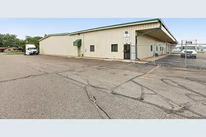 2627 Clearwater Road, Saint Cloud, MN 56301 - Photo 2