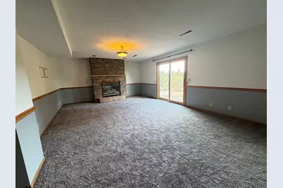 4002 Oak Knoll Drive, Eau Claire, WI 54701 - Photo 28
