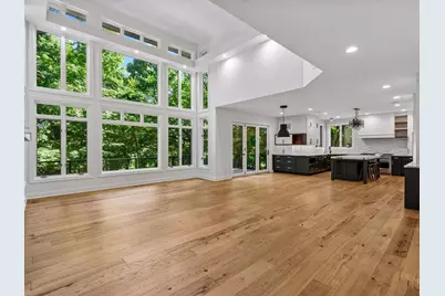 25695 Maple View Court, Shorewood, MN 55331 - Photo 8