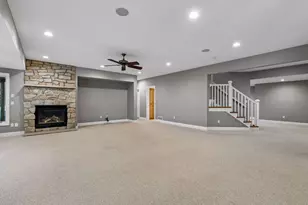 25695 Maple View Ct, Shorewood, MN 55331 - Photo 56