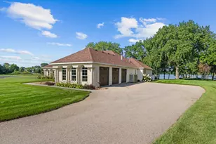 11344 Cir Ridge Ln, Faribault, MN 55021 - Photo 2