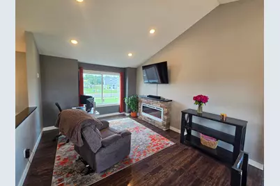 1009 26th Street Loop, Sartell, MN 56377 - Photo 8